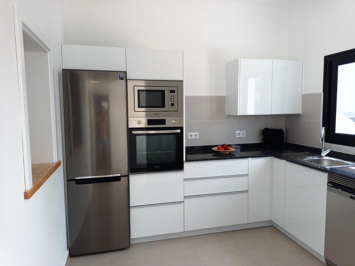 Apartamentos Falcon Tinajo Εξωτερικό φωτογραφία