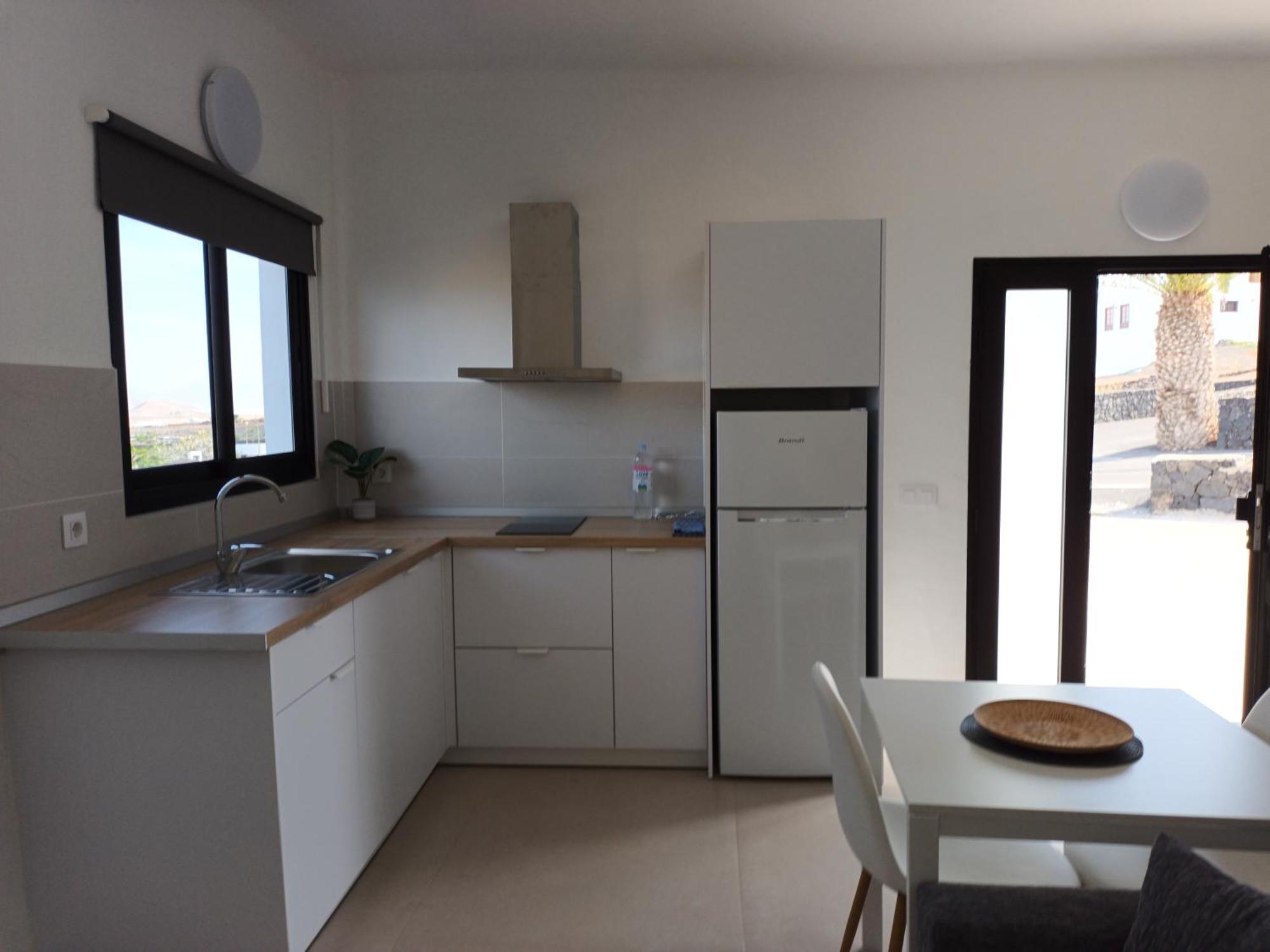 Apartamentos Falcon Tinajo Εξωτερικό φωτογραφία