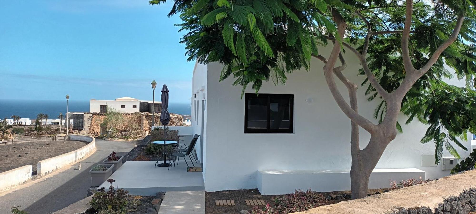 Apartamentos Falcon Tinajo Εξωτερικό φωτογραφία