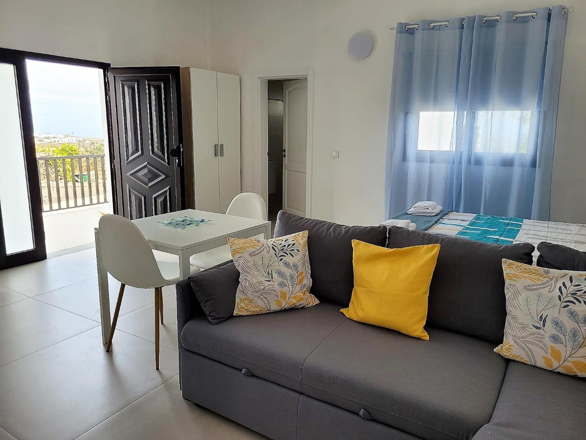 Apartamentos Falcon Tinajo Εξωτερικό φωτογραφία